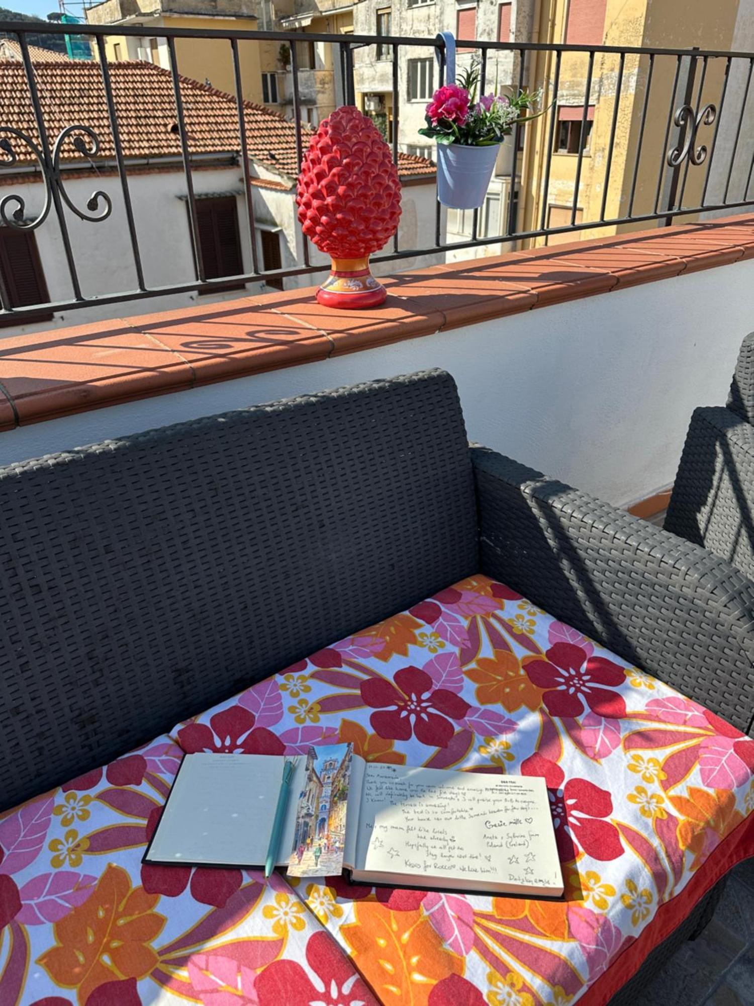 B&B Frai Sorrento Esterno foto
